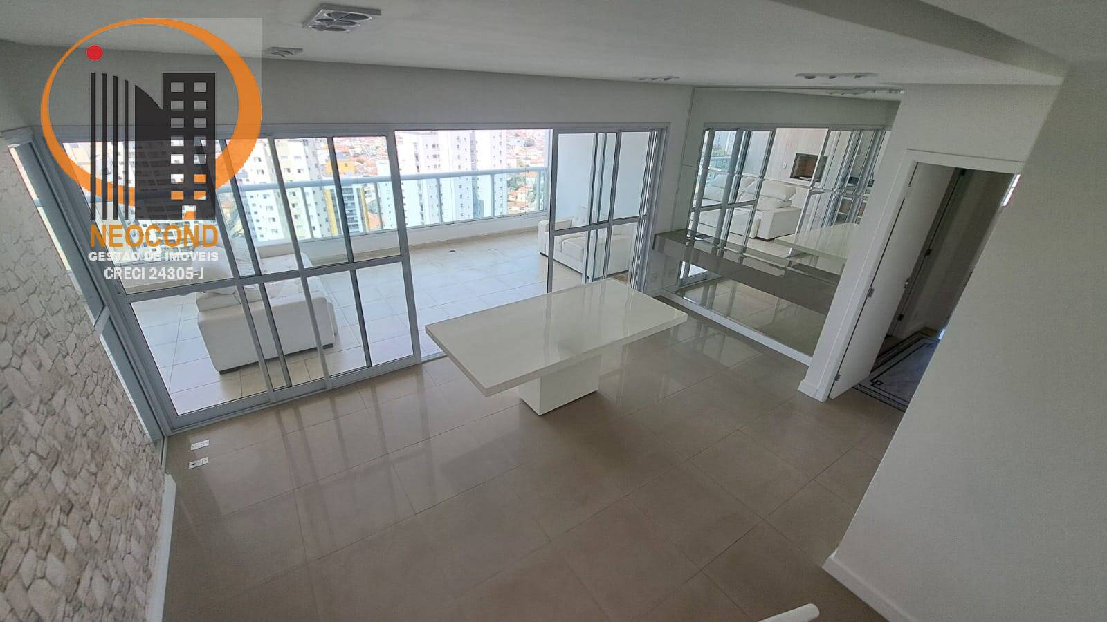 Apartamento, 3 quartos, 280 m² - Foto 1